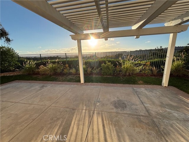 Photo - 33 Grassy Knoll Ln