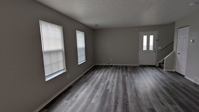 Photo - MN Cedar Village (871) Unit Apt C