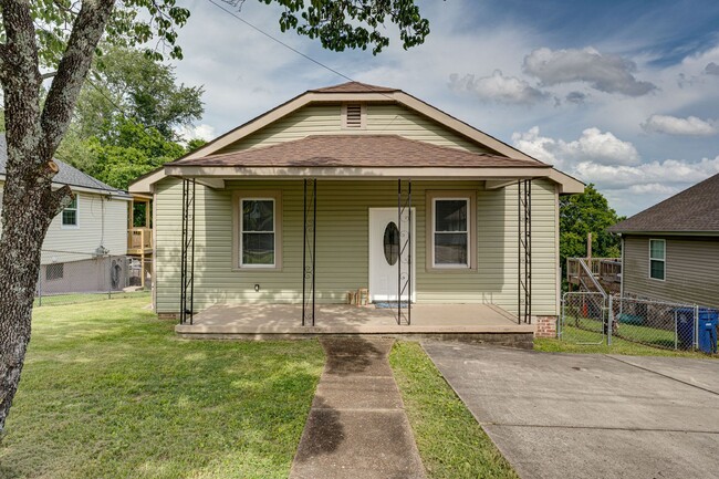 2 BR 1 BA house for Rent - 2 BR 1 BA house for Rent