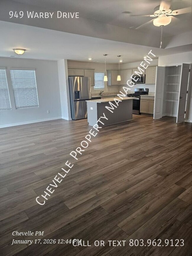 Building Photo - 949 Warby Dr