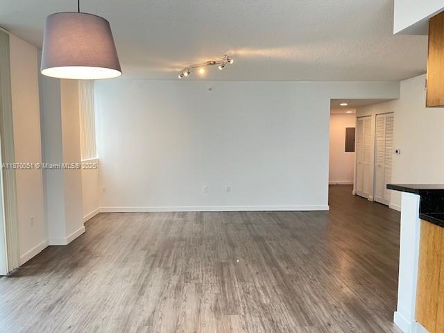 Building Photo - 601 NE 23rd St Unit 1003 Rental