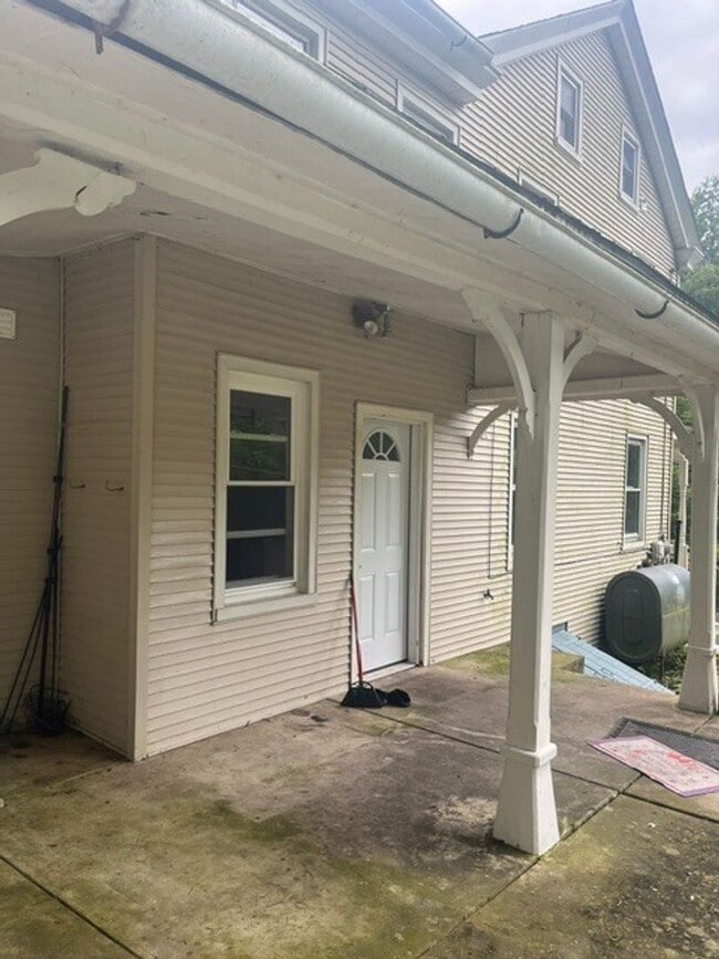 Photo - 702 Wyomissing Rd