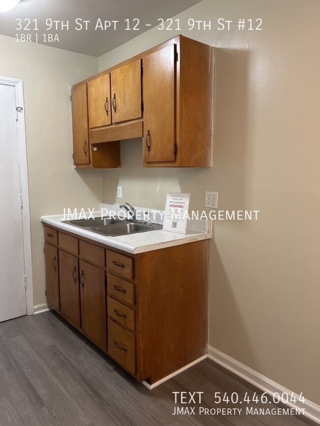 Photo - 321 9th St Unidad 321 9th St #12