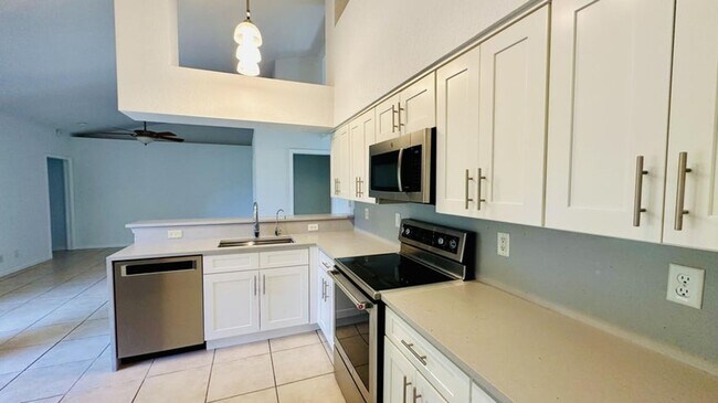 Photo - 16611 68th St N