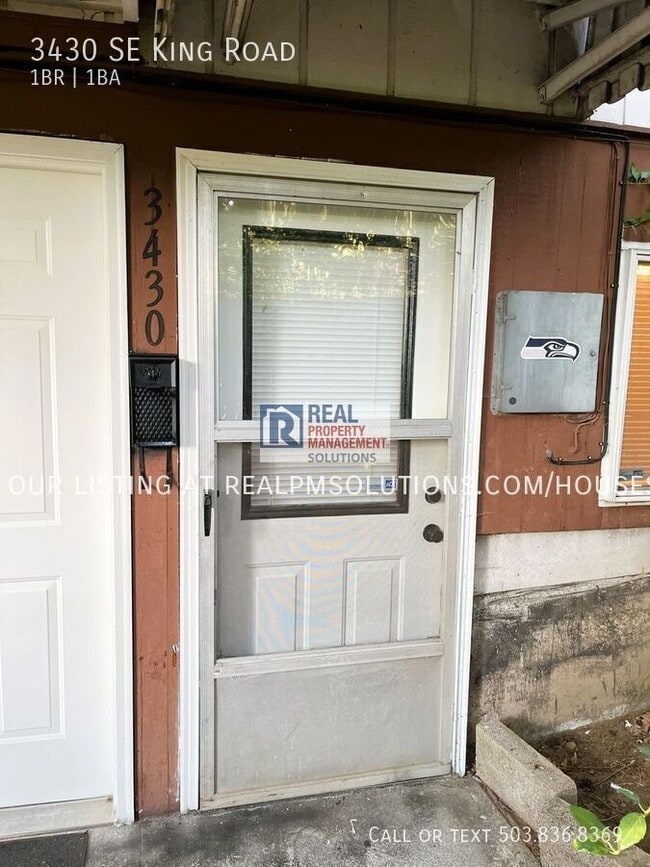 Photo - 3430 SE King Rd