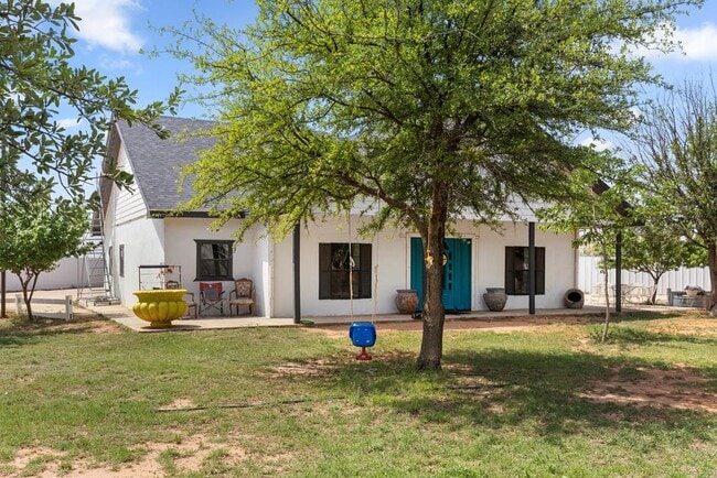 Photo - 10799 E Drake St