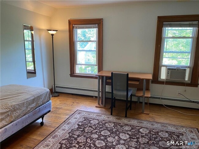 268 Humphrey St Unit 3