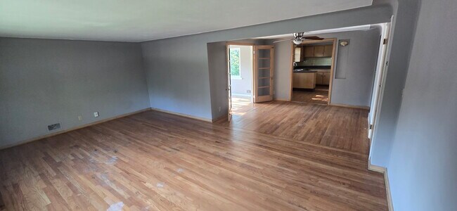 Photo - 3982 Meadowbrook Blvd