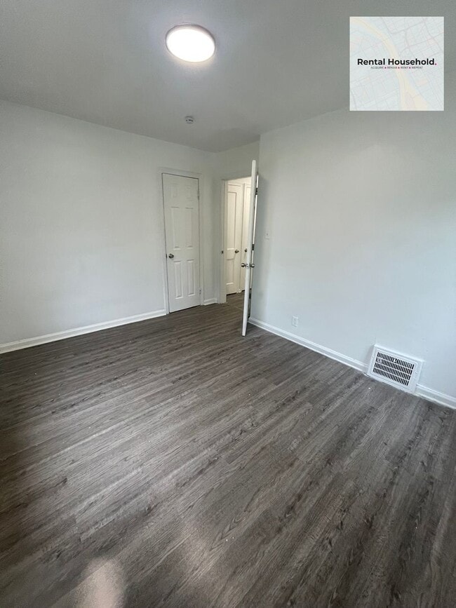 Photo - 18601 Pembroke Ave