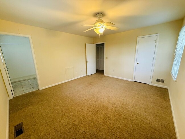 Photo - 3 Bedroom, 2.5 Bath Townhouse