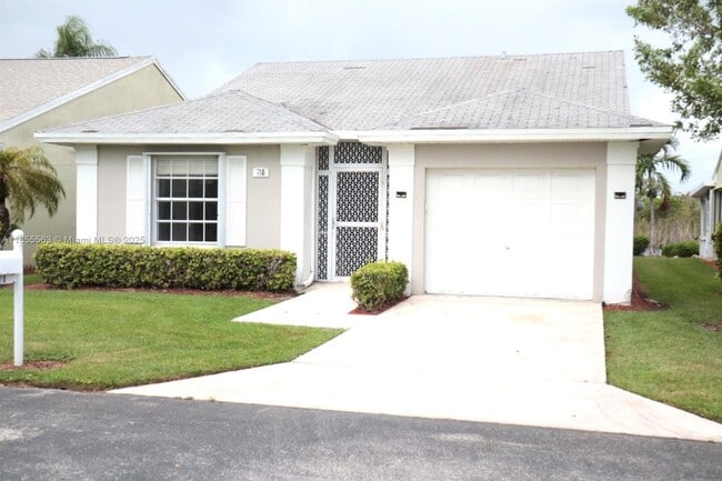 Building Photo - 710 SE 22nd Ln Rental
