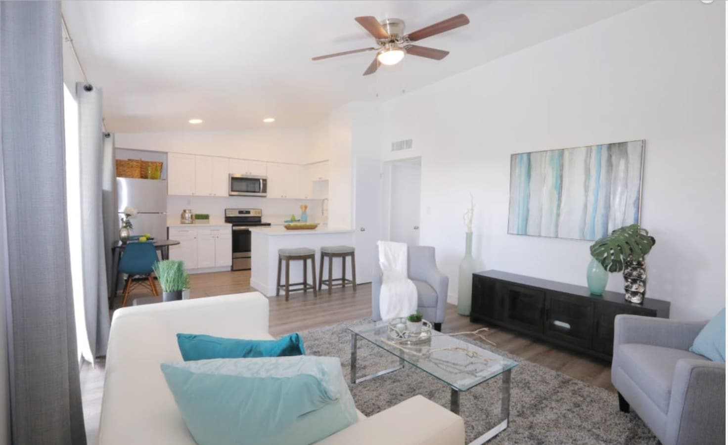 Equinox Apartments - Equinox Apartments
