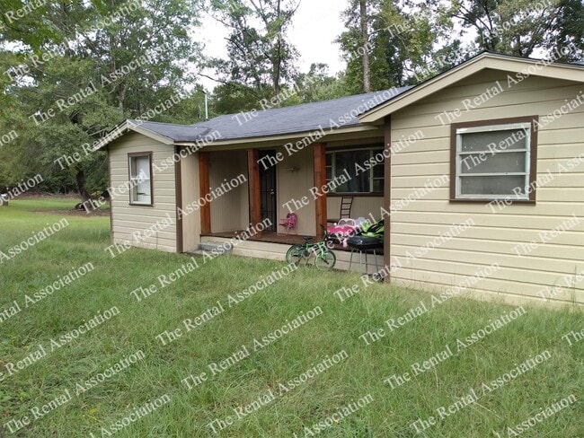 Photo - 421 Liberty Hill Rd