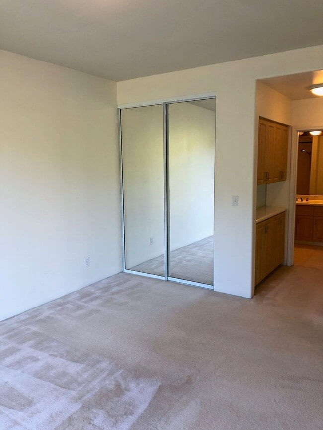 Photo - Large 2bd/2ba/2pkg in Terraces of Launani Valley