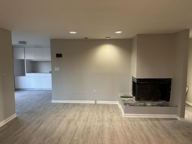 Photo - 1001 Elmira Ave