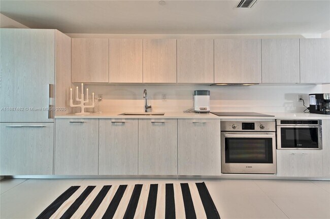 Photo - 501 NE 31st St Unit 2001