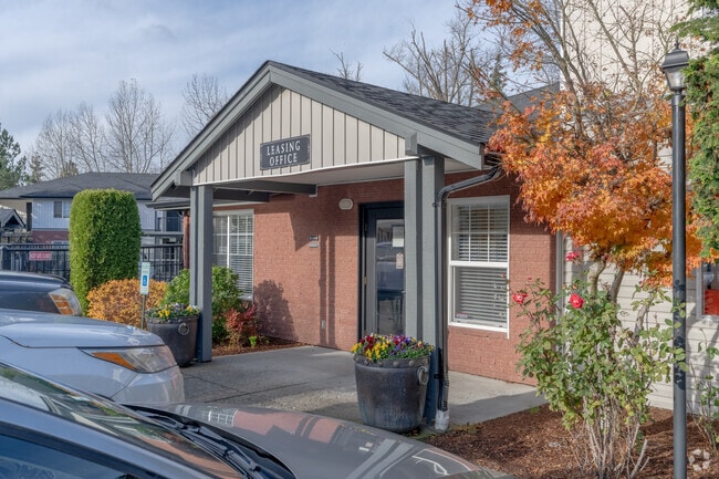 Leasing Office