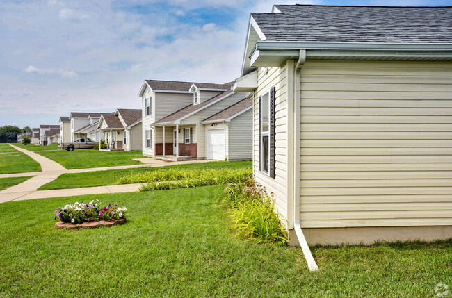 Building Photo - Meadowview Estates (Brookwood 60 LDHA, LLC) Rental
