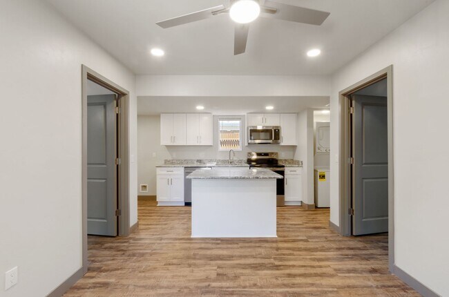 1720 E Edison St Unit 1720 Edison Unit #2
