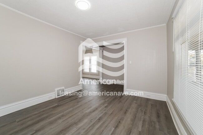 Photo - 2222 N Sheridan Rd