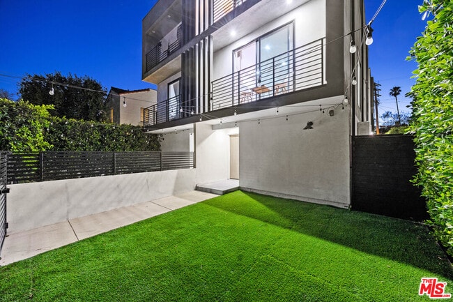 Photo - 807 N Cherokee Ave