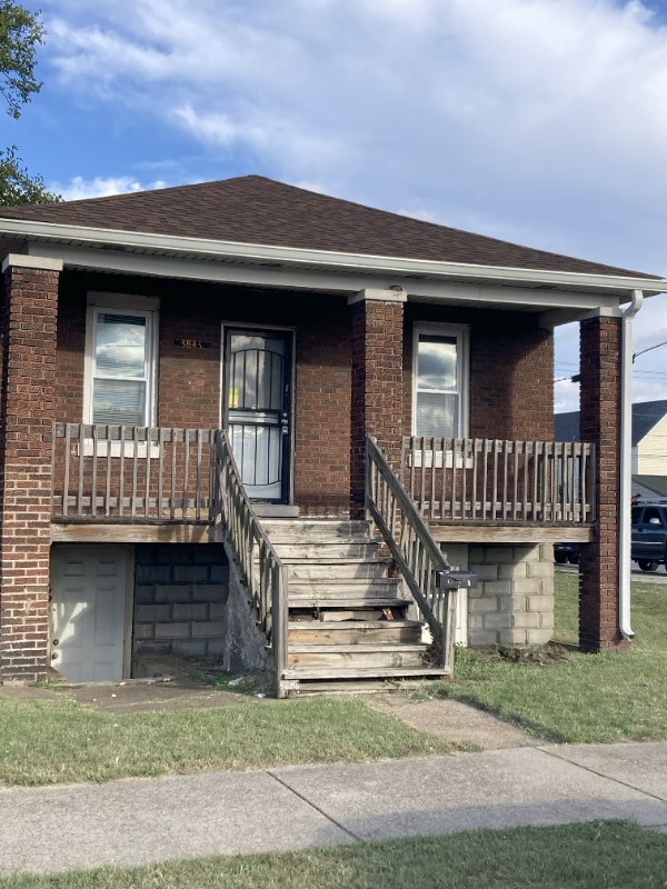 Photo - 3843 Carey St