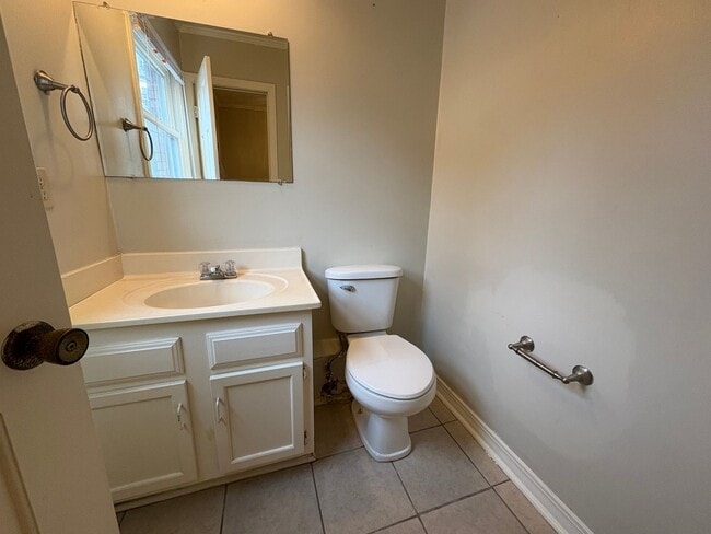 Photo - 3 Bed/2.5 Bath in Brookwood Subdivision