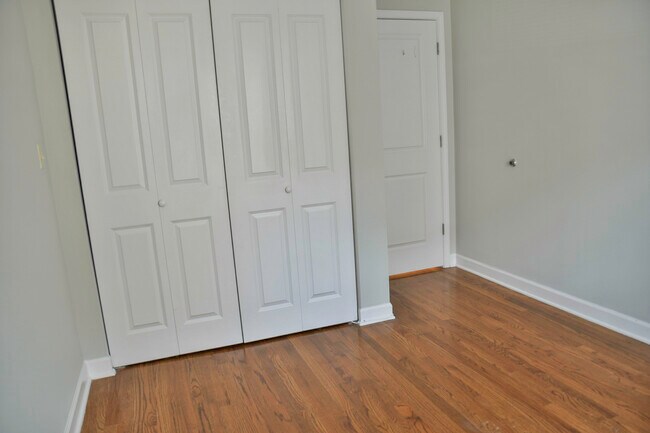 Photo - 855 Cornelia W Ave Unit 1e