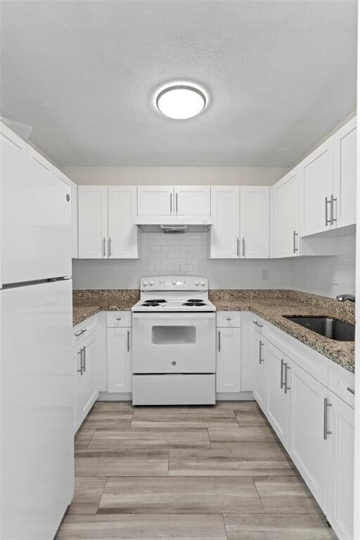 Photo - 493 NW 43rd St Unit 8