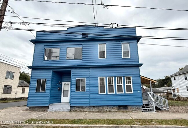 Building Photo - 42 Cleveland St Rental