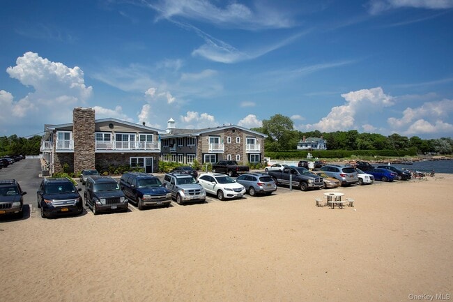 Photo - 333 Candee Ave Unit G3