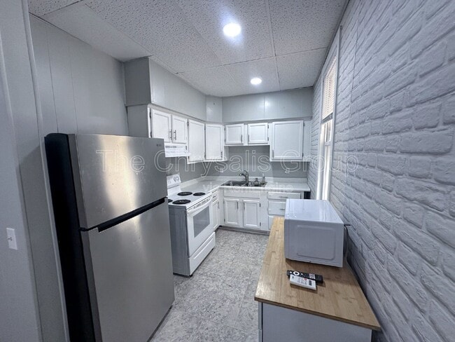 Photo - 519 S Main St