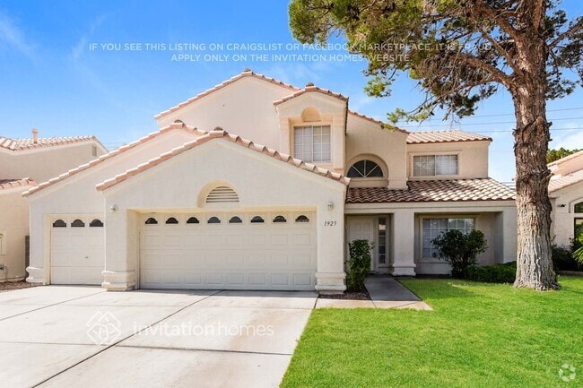 Building Photo - 1925 W Camino Carlos Rey Rental