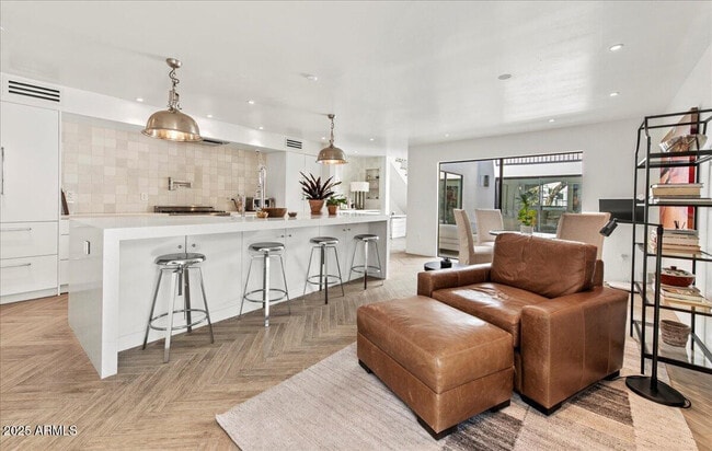 Photo - 4843 N 72nd Way