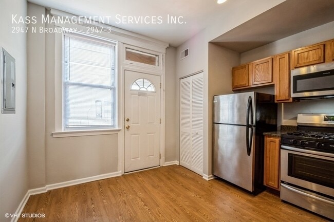 Photo - 2947 N Broadway Unit 2947-3