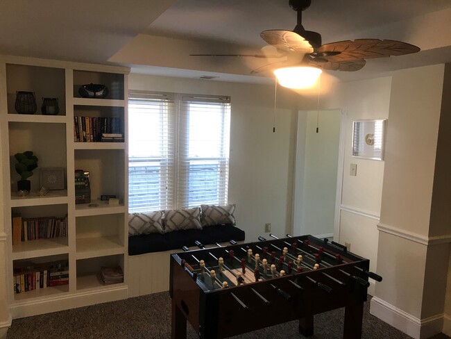 Photo - 1025 Simpson Ave Unit 1025B