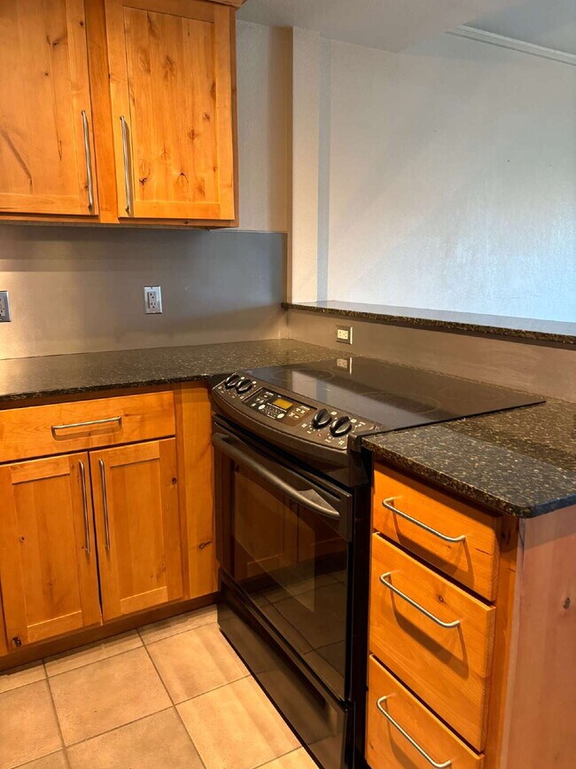 Photo - 1 bedroom - Downtown Citywalk Unit 602