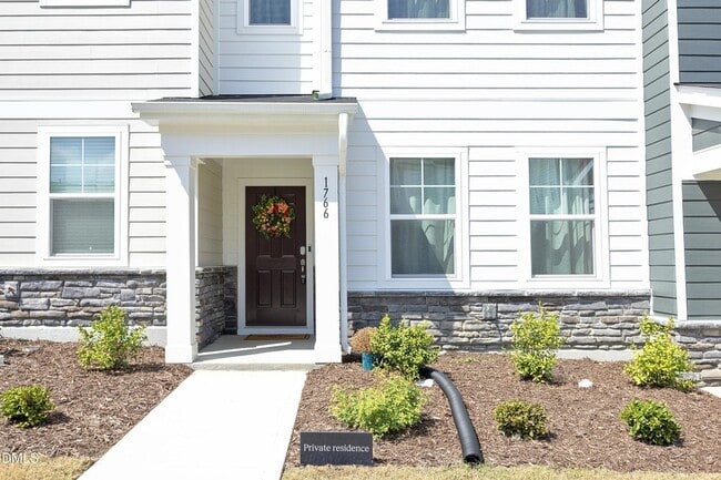 Photo - 1766 Night Sky Trl