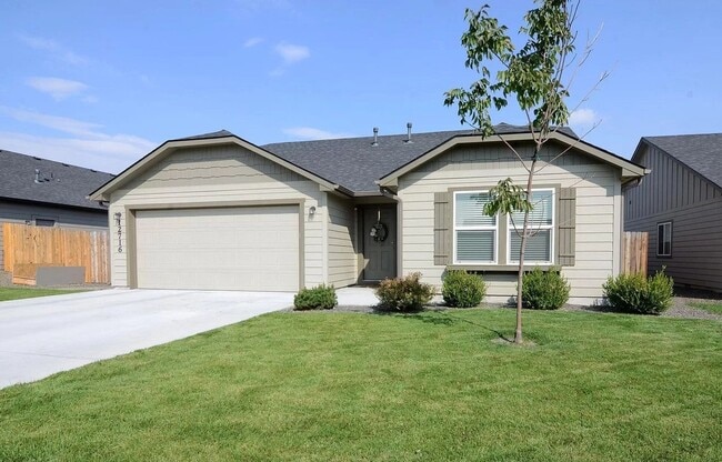 Building Photo - Awesome Caldwell 3 bed, 2 bath cutie! Rental