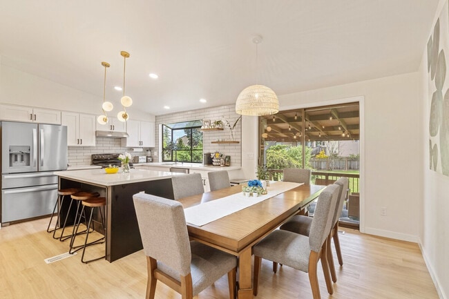 Photo - 14808 11th Pl W Unidad ID1324814P