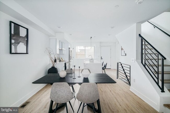 Photo - 2607 E Boston St Unit 1