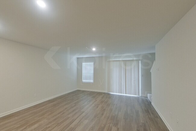 Photo - 346 Ironwood Ct