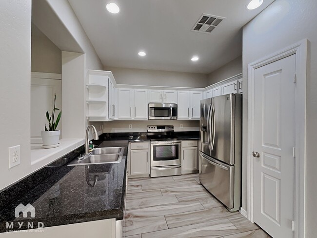 Photo - 2855 S Key Biscayne Dr