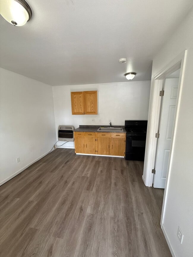 Building Photo - 2.2 Miles to Oregon Tech and Sky Lakes Med... Rental