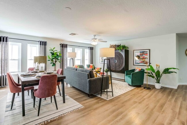 Parks at Hunters Creek apartments — community photo