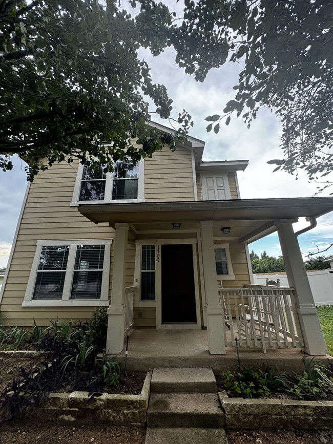 Front of House - 1709 Lost Maples Loop House