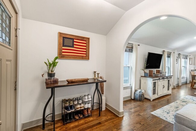 Photo - Beautiful Home Steps to Cleveland Park!