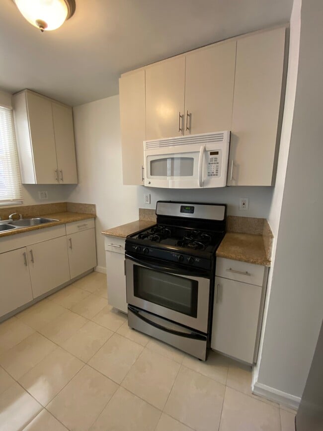 7456 Hollywood Blvd Unit 1