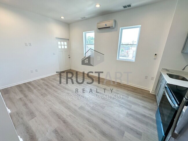 Photo - 2431 N 26th St