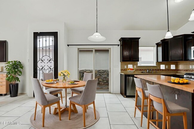 Photo - 14232 Charles Pollock Ave